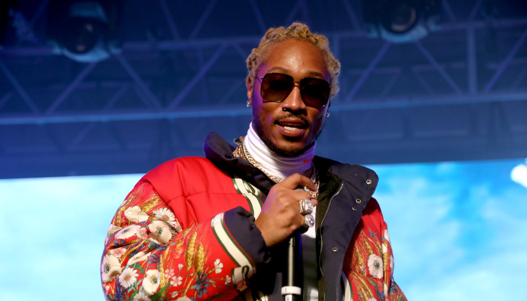 Future Links Up With Grand Marnier For ‘DS2 Remix: The Ballet’ Future Links Up With Grand Marnier For ‘DS2 Remix: The Ballet’