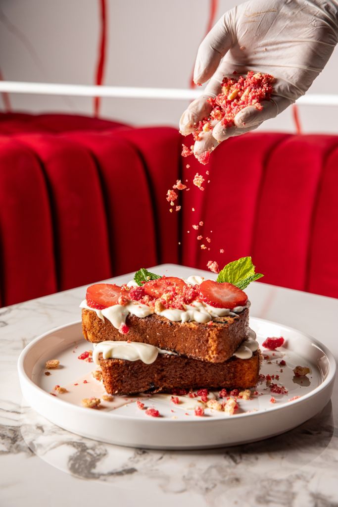 Redd Room Bistro