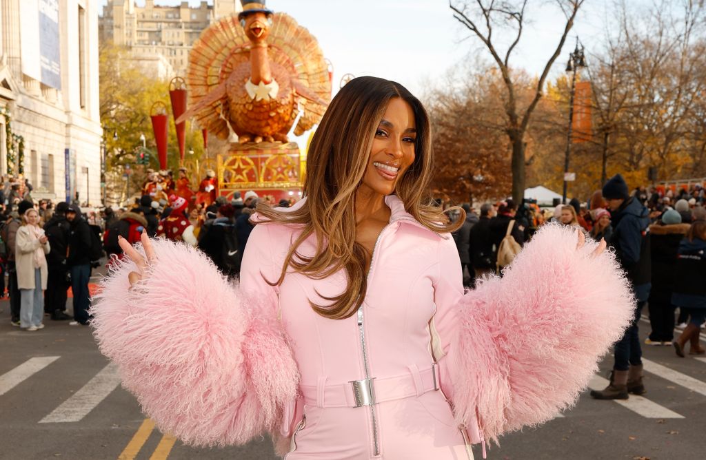 Holiday Yammms On The Gram: A Heaping Helping Of Thanksgiving Thirst Traps & Treats (2025 Edition)