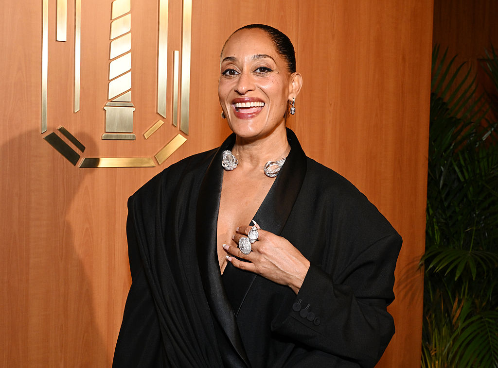 Blonde Ambition: Tracee Ellis Ross Debuts New ‘Do, Social Media Swoons Over Internet-Breaking Baddie