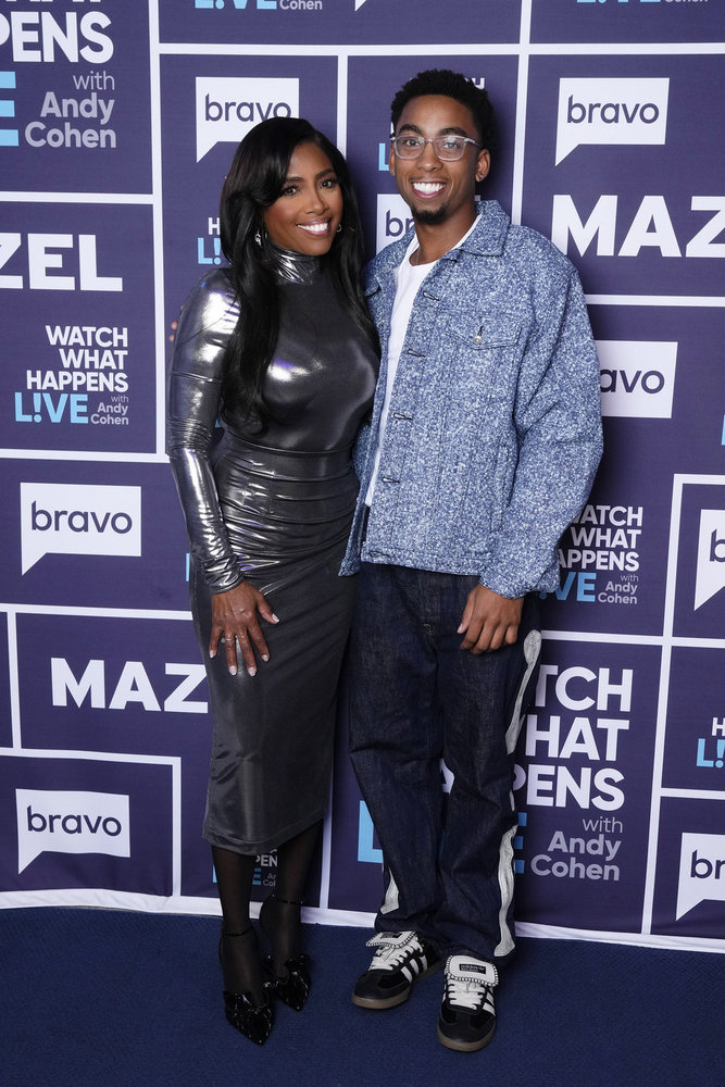 #MarriedToMedicine: Dr. Simone’s Son Says He’s Upgraded From A Jeep To A Tesla Despite THAT $60K Credit Card & Law School Spat