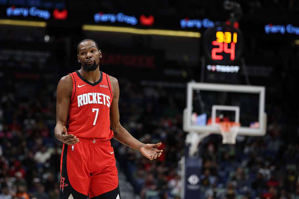Kevin Durant plays at Houston Rockets v New Orleans Pelicans