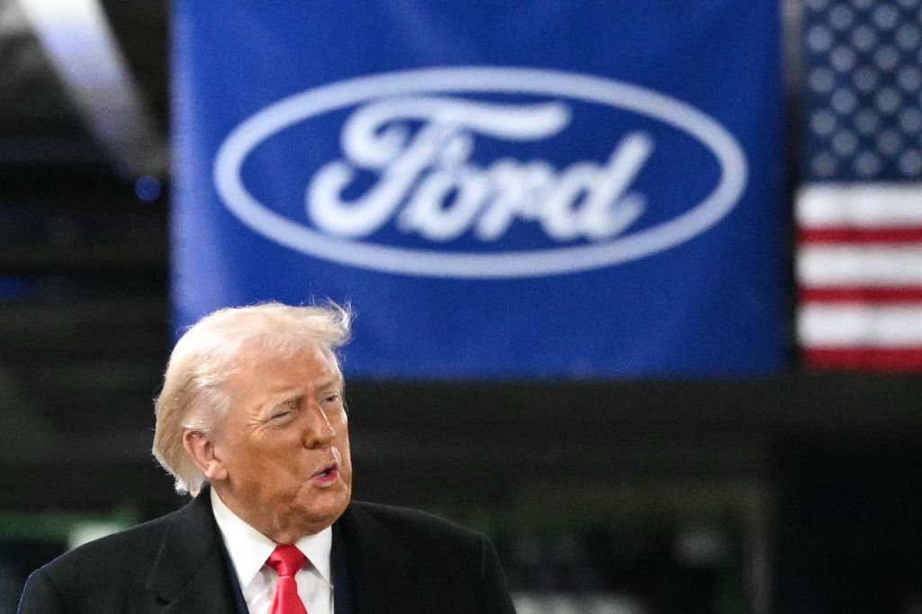 Ford Plant Employee Suspended After Calling Middle Finger-Throwing Trump A ‘Pedophile Protector’, White House Supports Flagrant Finger Flasher