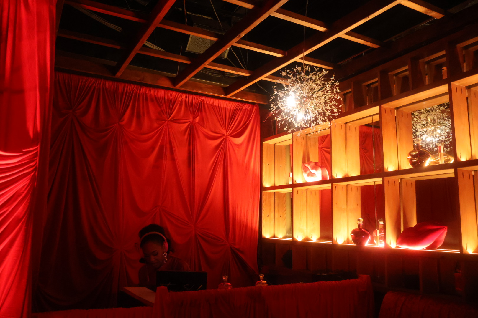 Ari Fletcher Galentine's