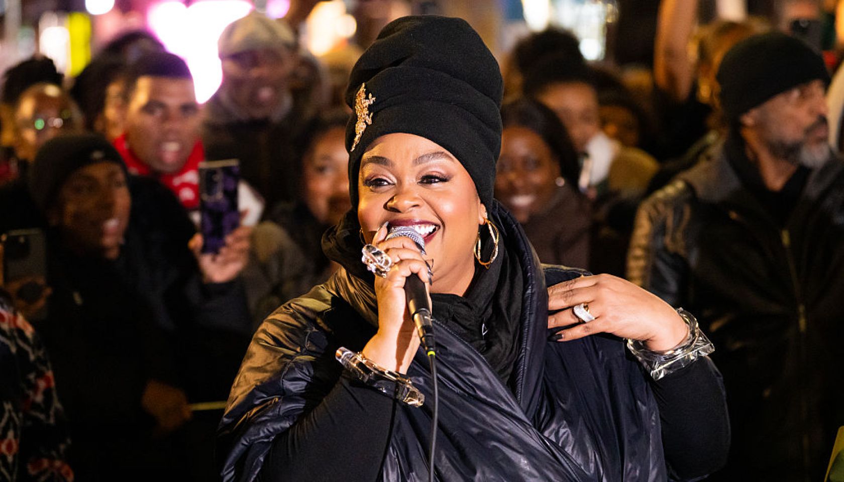 Jill Scott Returns With New Album For The Grown & Glowing Jill Scott Returns With New Album For The Grown & Glowing
