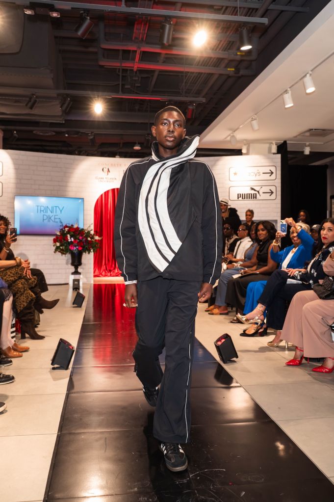 Devil Wears Prada 2 Fashion Show at CAU