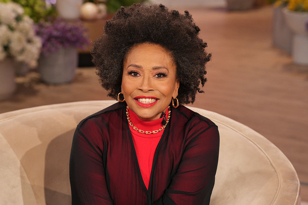 Muva Musings: Jennifer Lewis Talks Serengeti Fall, Four Fiancés, & Former Sex Addiction–‘There’s No Shame In My Game’