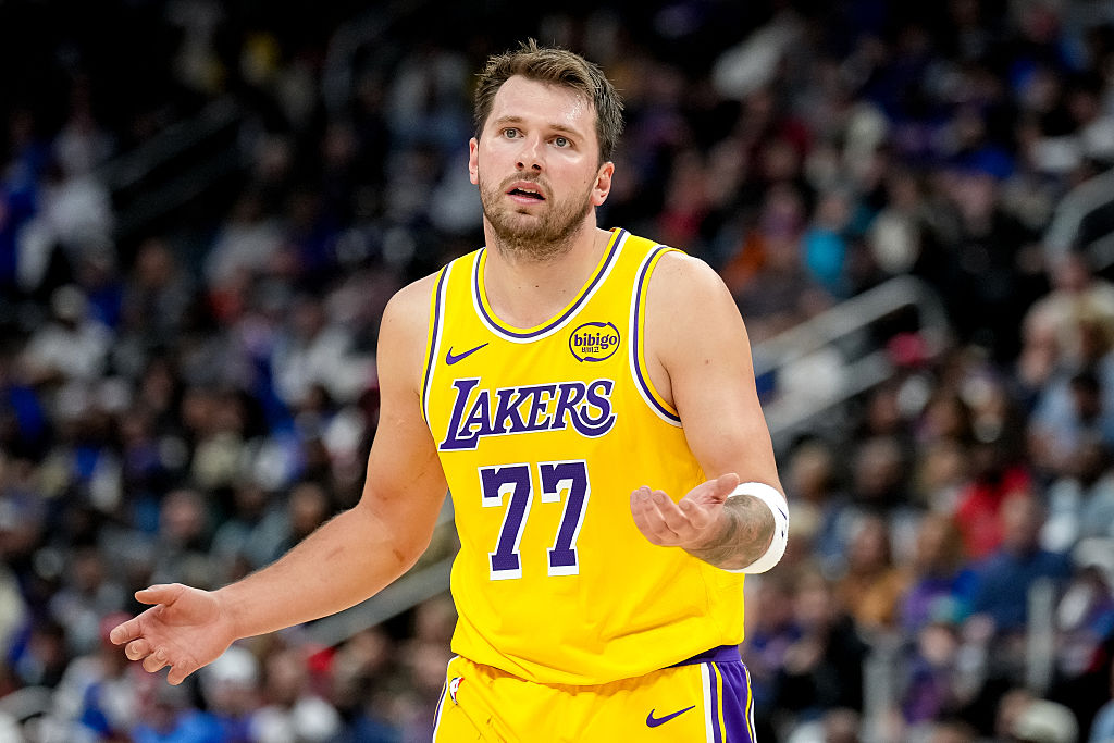 Los Angeles Lakers v Detroit Pistons