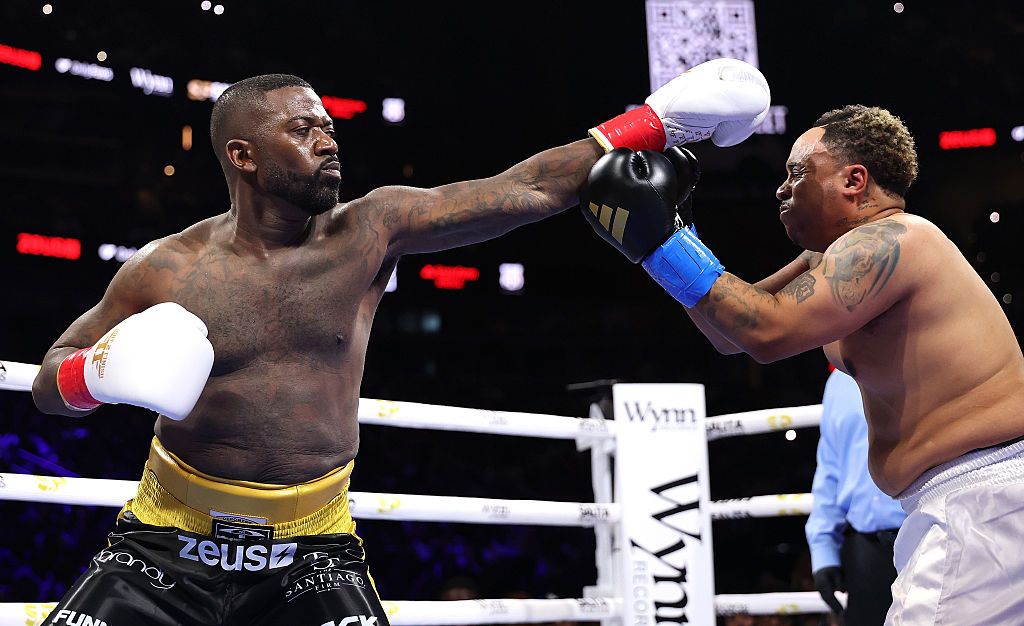 Claressa Shields v Kaye Scott
